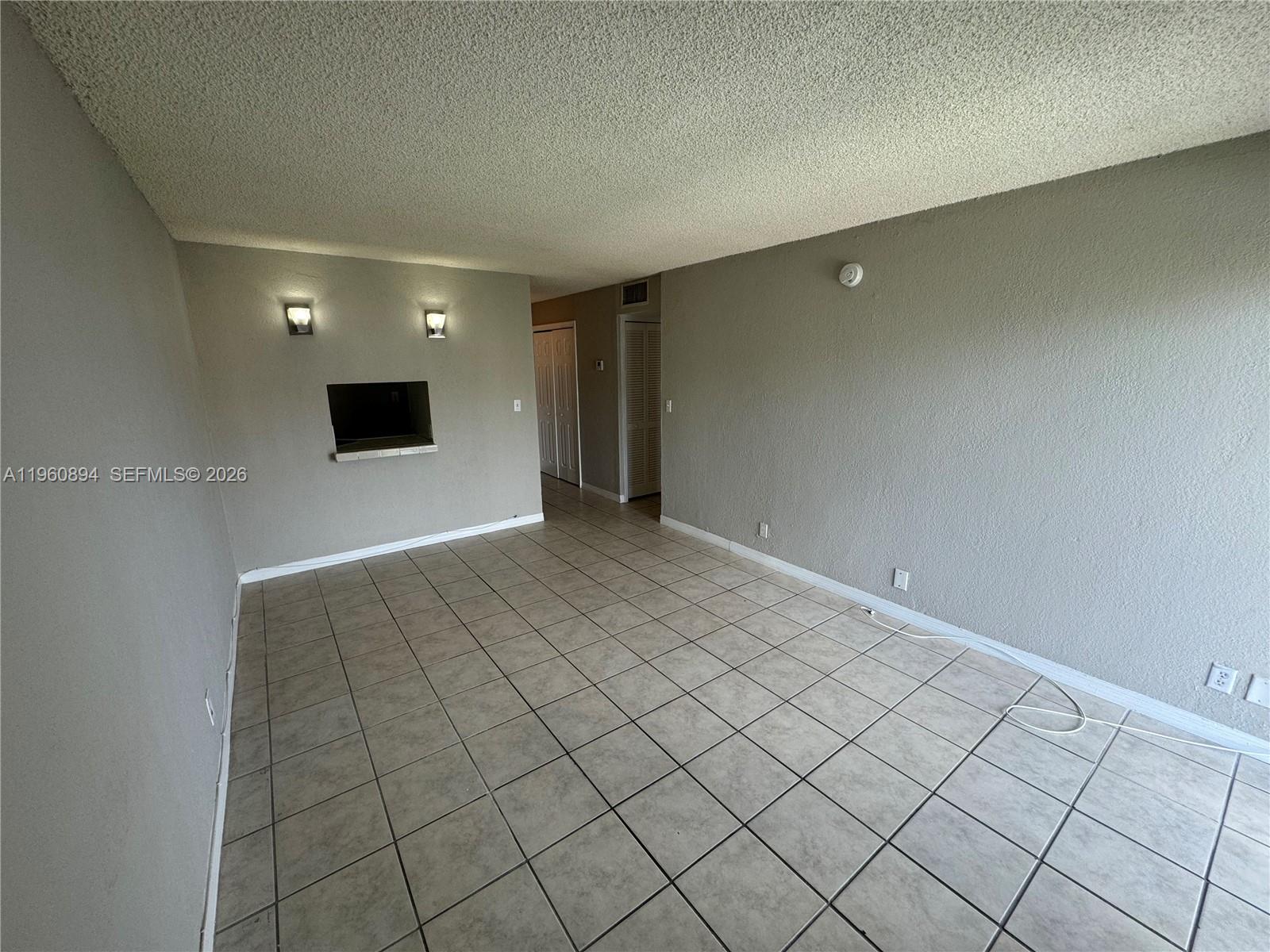 801 NW 47th Ave #711W Miami, FL 33126