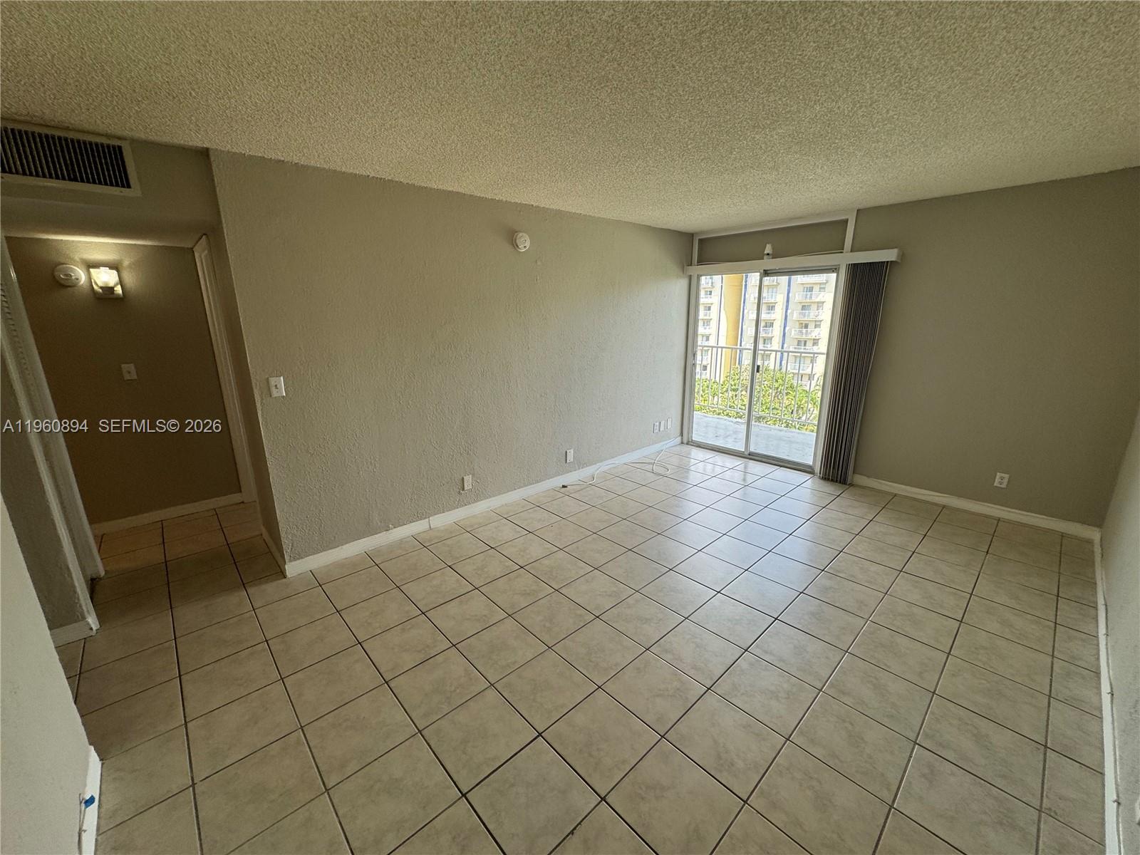 801 NW 47th Ave #711W Miami, FL 33126