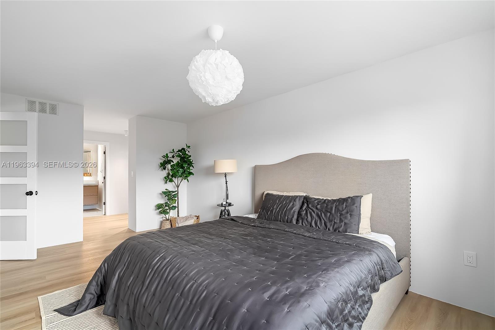 1840 Jefferson Ave #302 Miami Beach, FL 33139