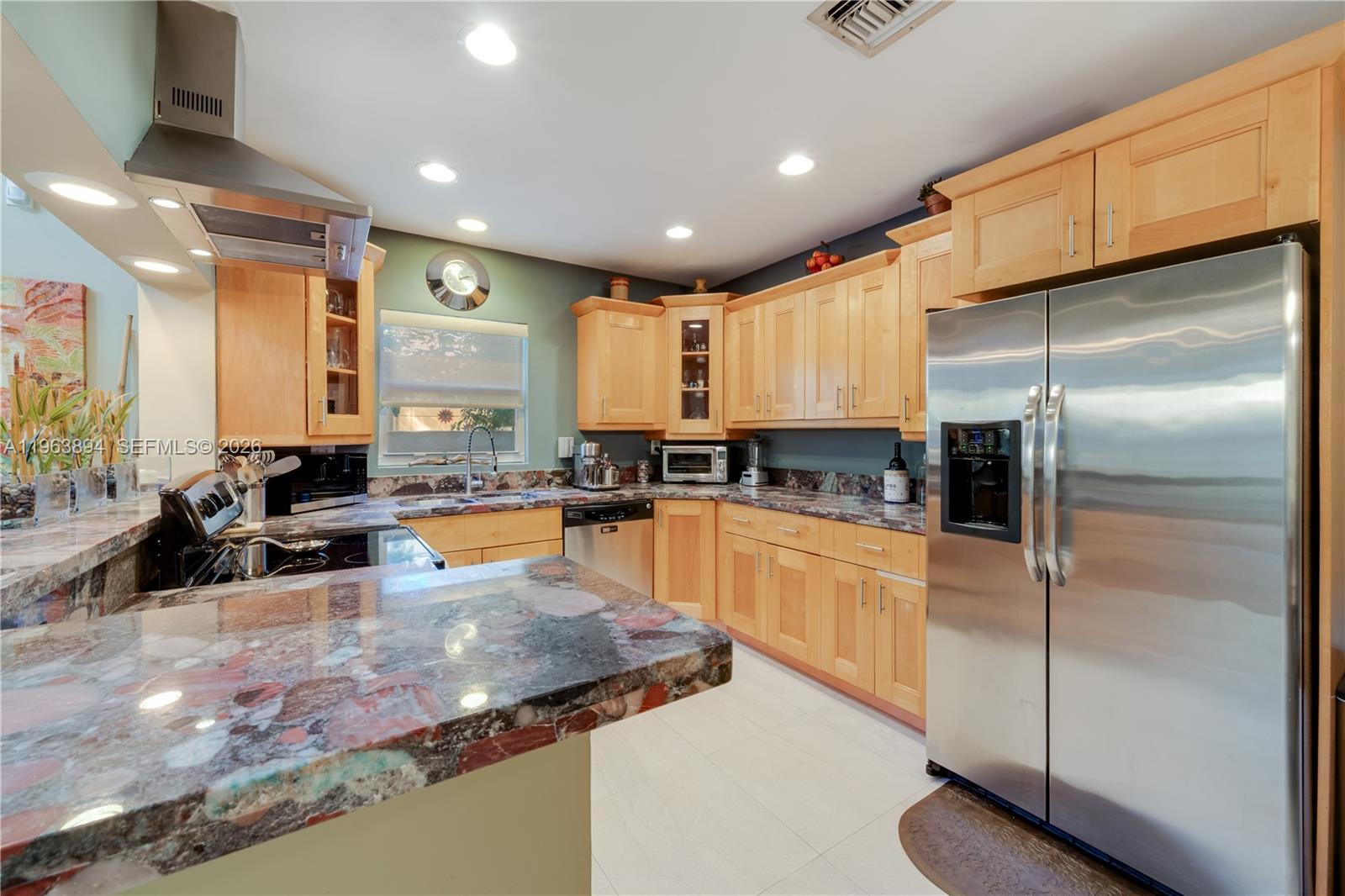 3197 Virginia St Miami, FL 33133