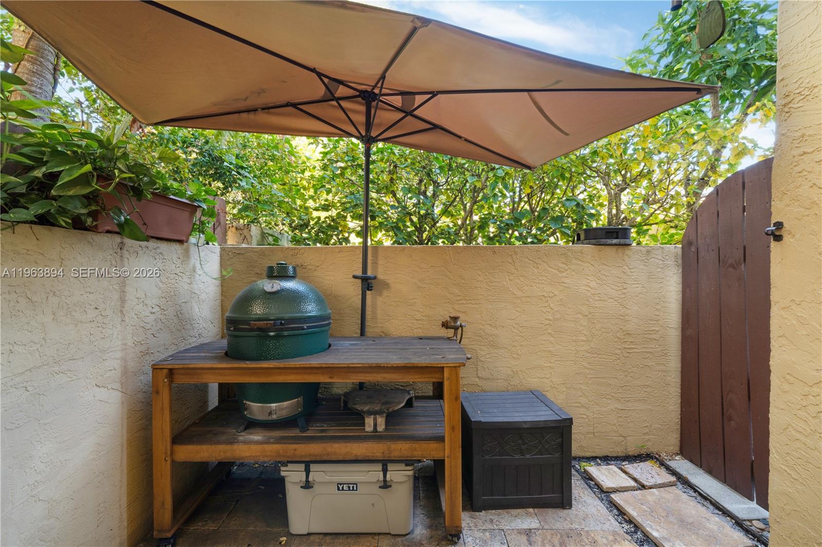 3197 Virginia St Miami, FL 33133