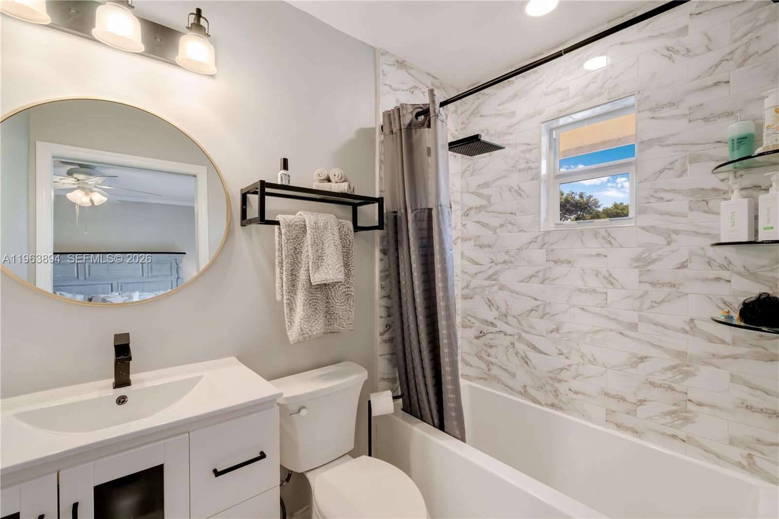 3197 Virginia St Miami, FL 33133