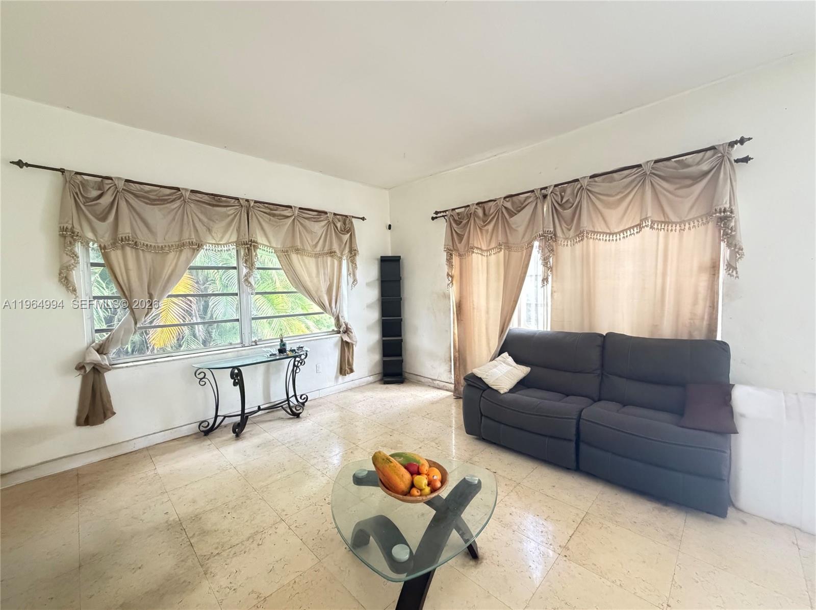 2141 NE 124th St North Miami, FL 33181