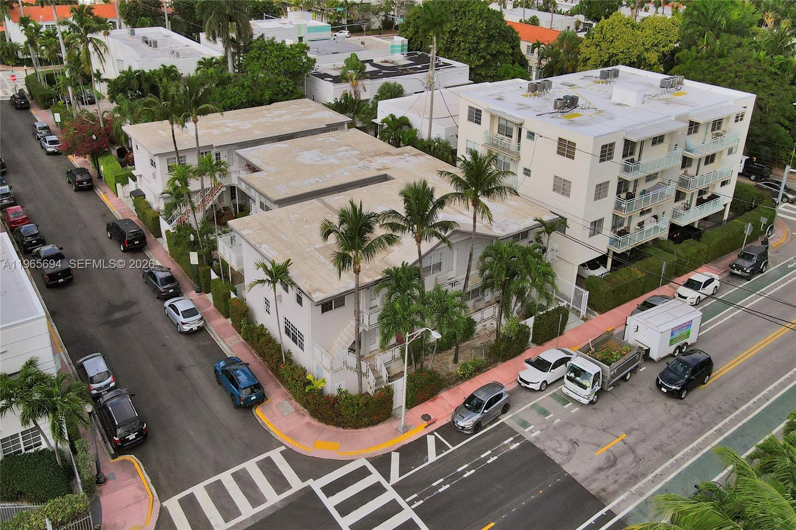 717 Espanola Way #204 Miami Beach, FL 33139