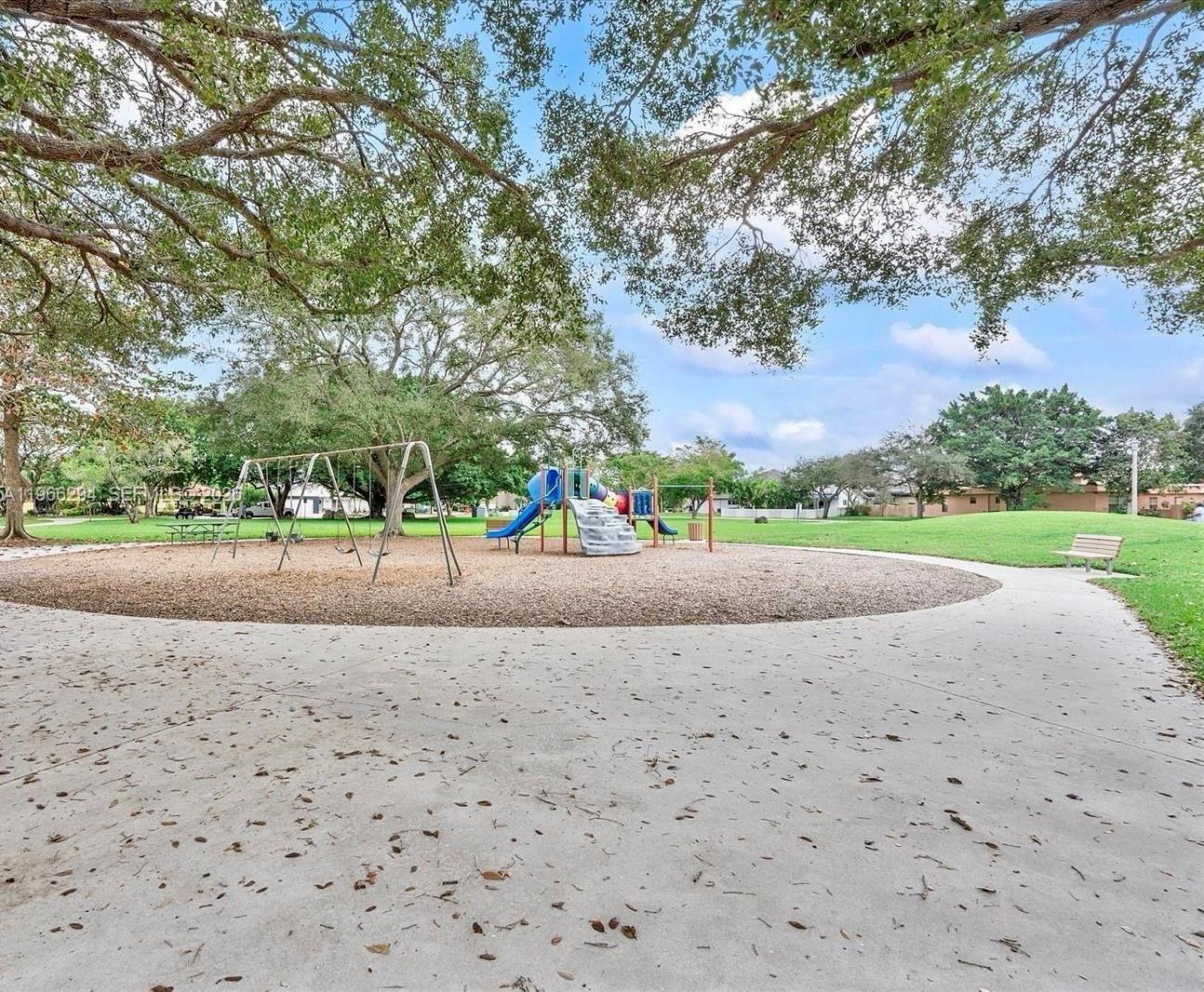 7924 NW 10th St Plantation, FL 33322