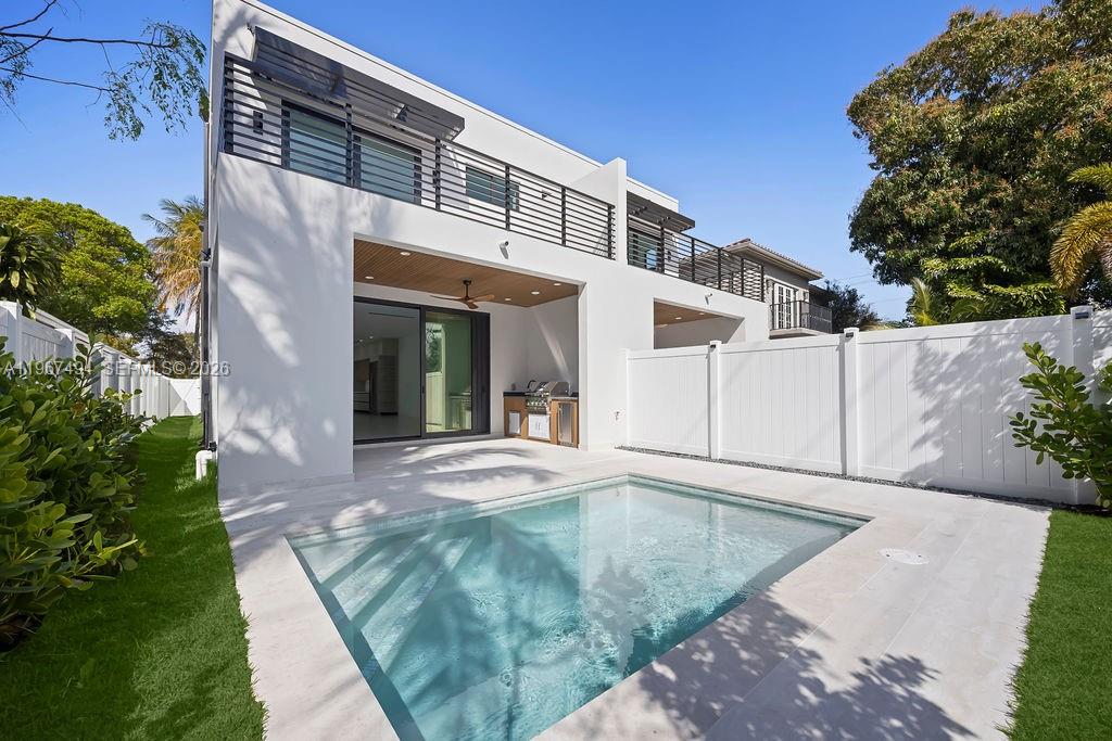 608 SW 16th Ct Fort Lauderdale, FL 33315