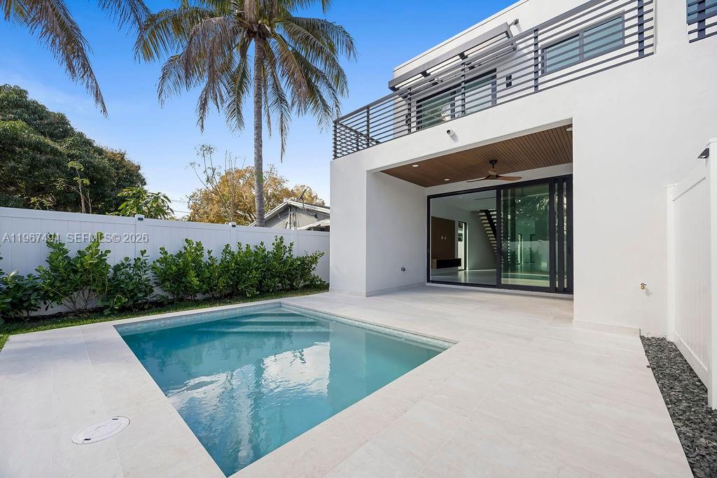 608 SW 16th Ct Fort Lauderdale, FL 33315