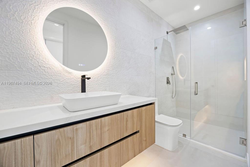 608 SW 16th Ct Fort Lauderdale, FL 33315