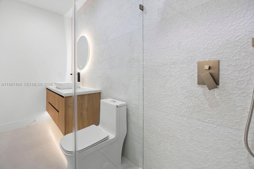 608 SW 16th Ct Fort Lauderdale, FL 33315