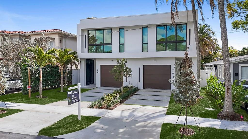 608 SW 16th Ct Fort Lauderdale, FL 33315