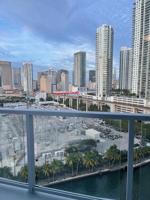 image Latitude on the River1