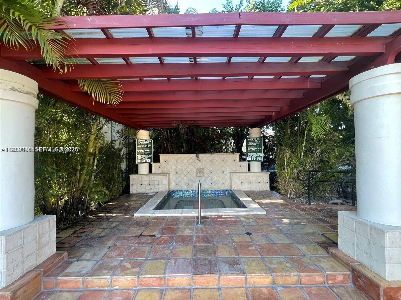 10431 N Kendall Dr #D314 Miami, FL 33176