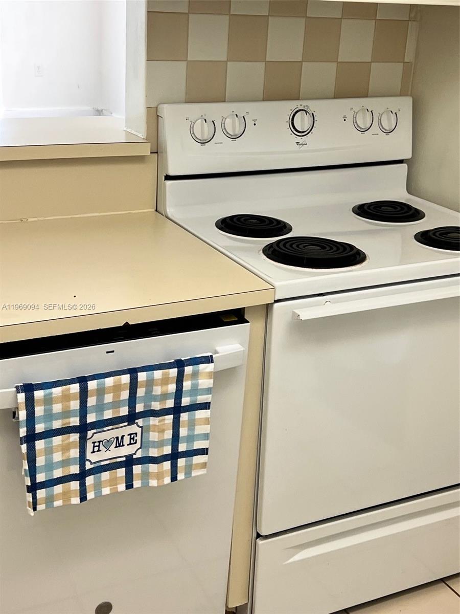 10431 N Kendall Dr #D314 Miami, FL 33176