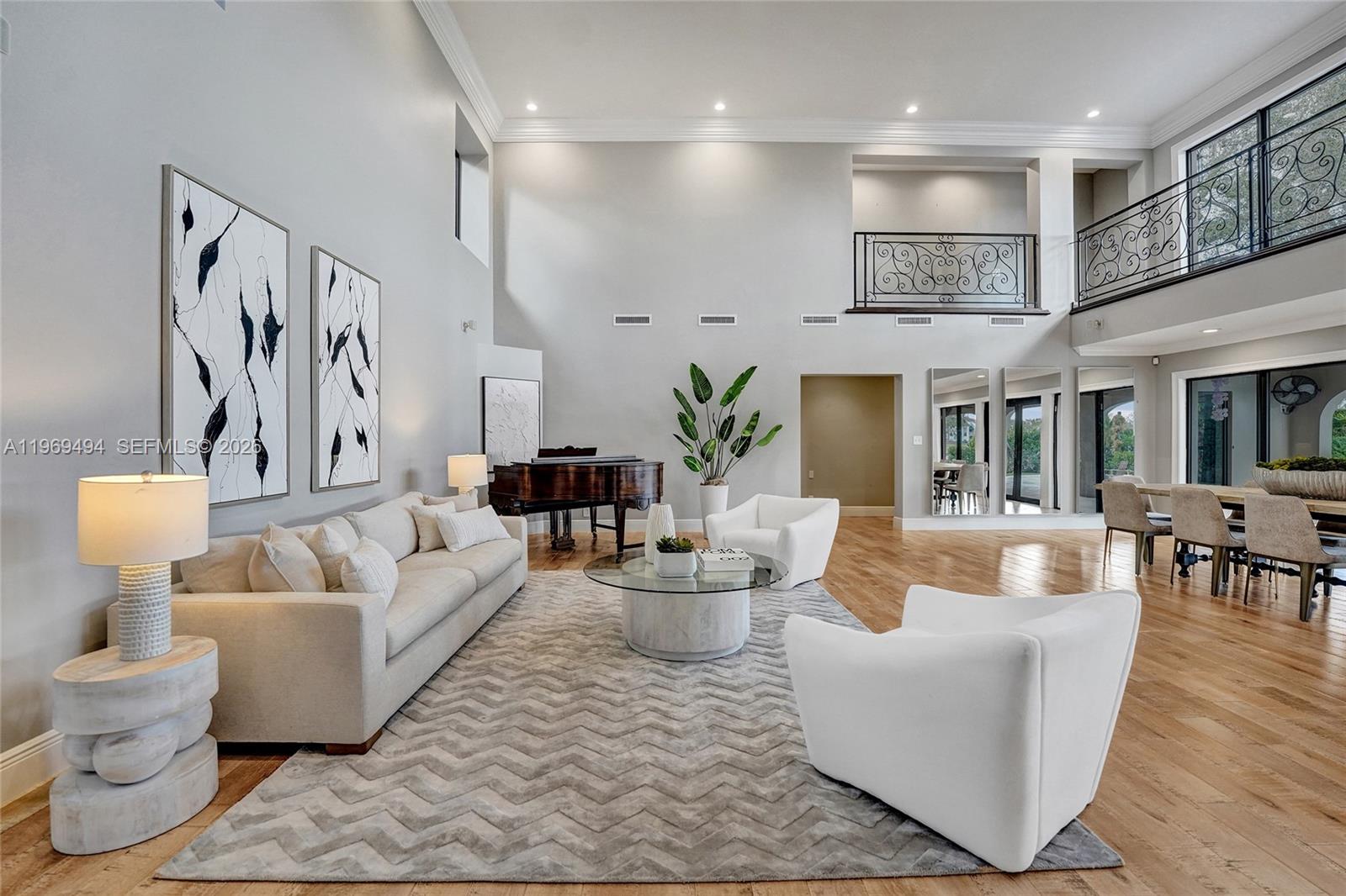 2941 Fairway Dr Hollywood, FL 33021