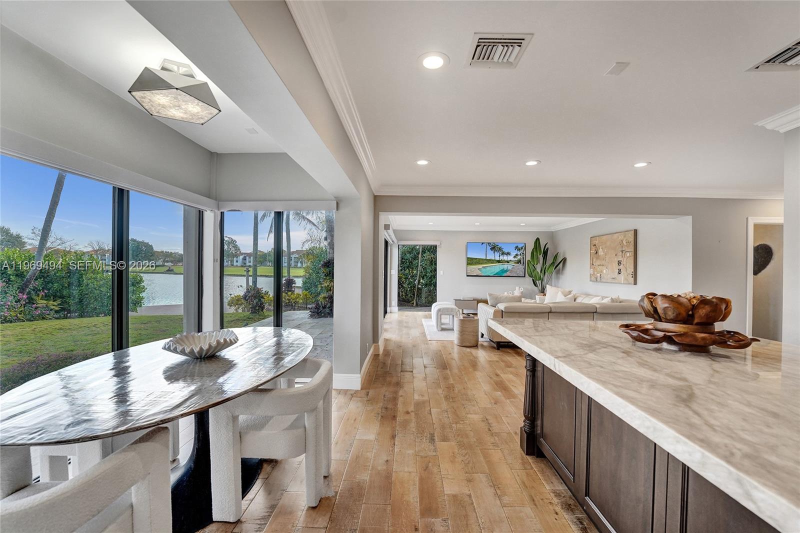 2941 Fairway Dr Hollywood, FL 33021