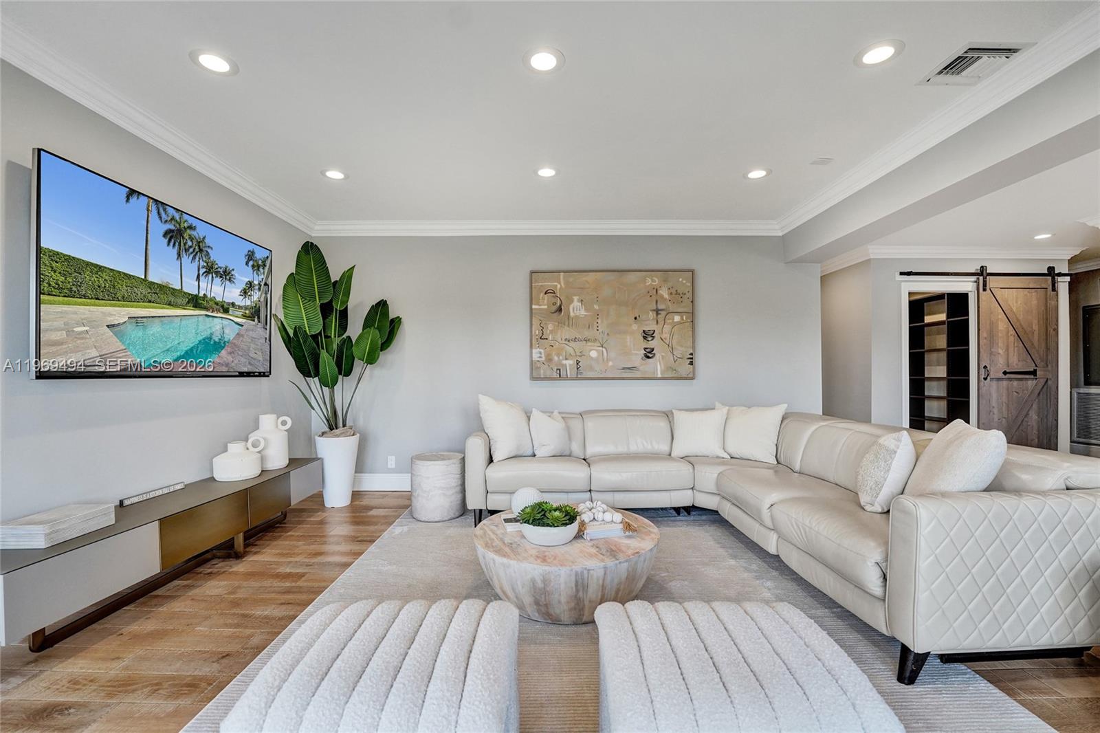 2941 Fairway Dr Hollywood, FL 33021