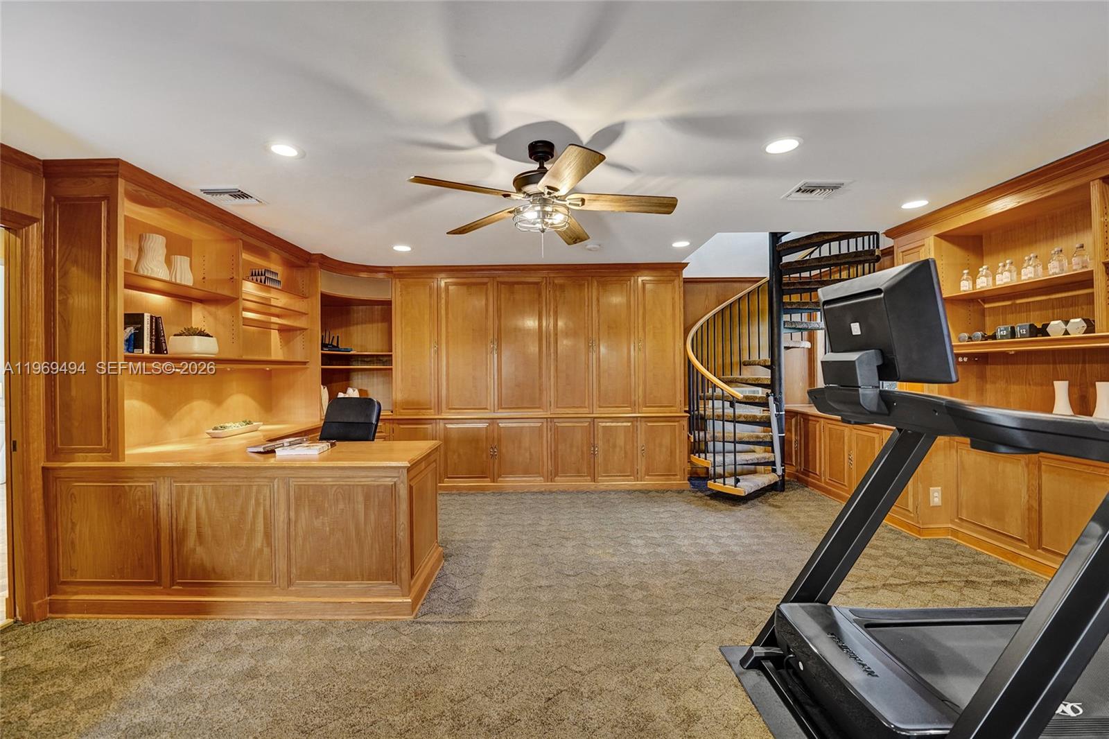 2941 Fairway Dr Hollywood, FL 33021