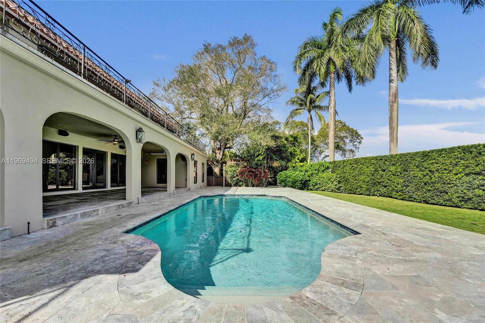 2941 Fairway Dr Hollywood, FL 33021