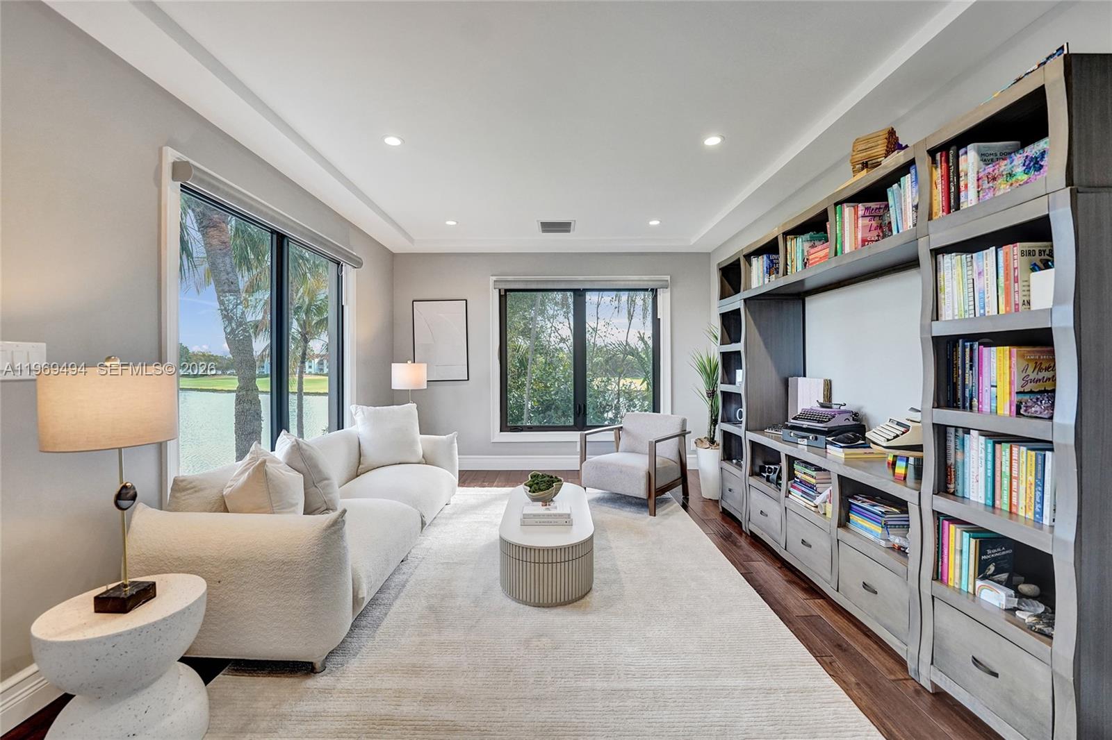 2941 Fairway Dr Hollywood, FL 33021