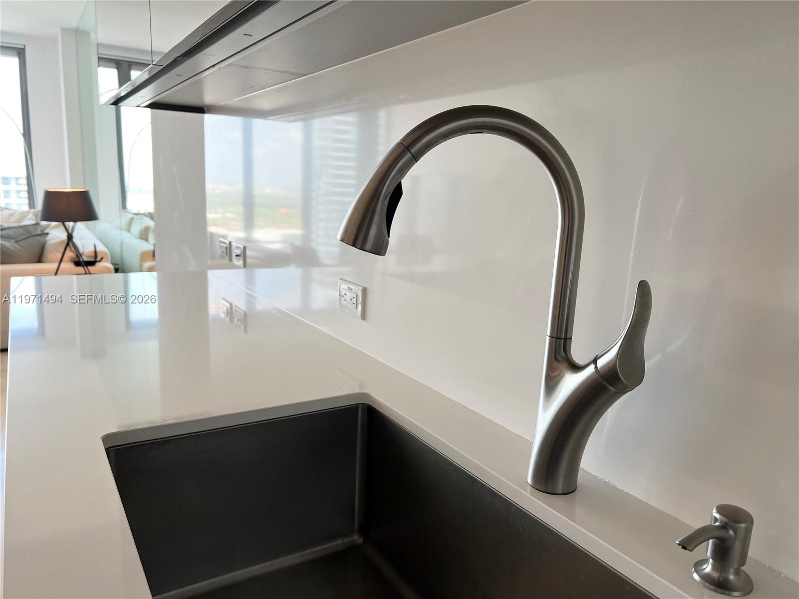 image Reach Brickell City Centre16