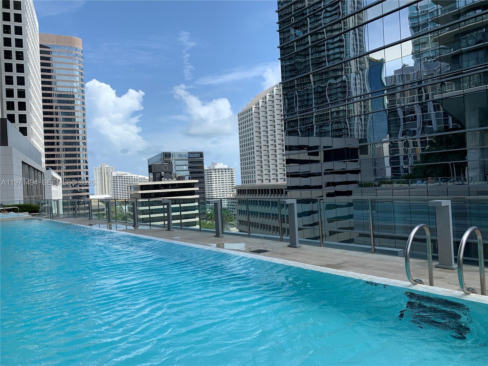 image Reach Brickell City Centre64