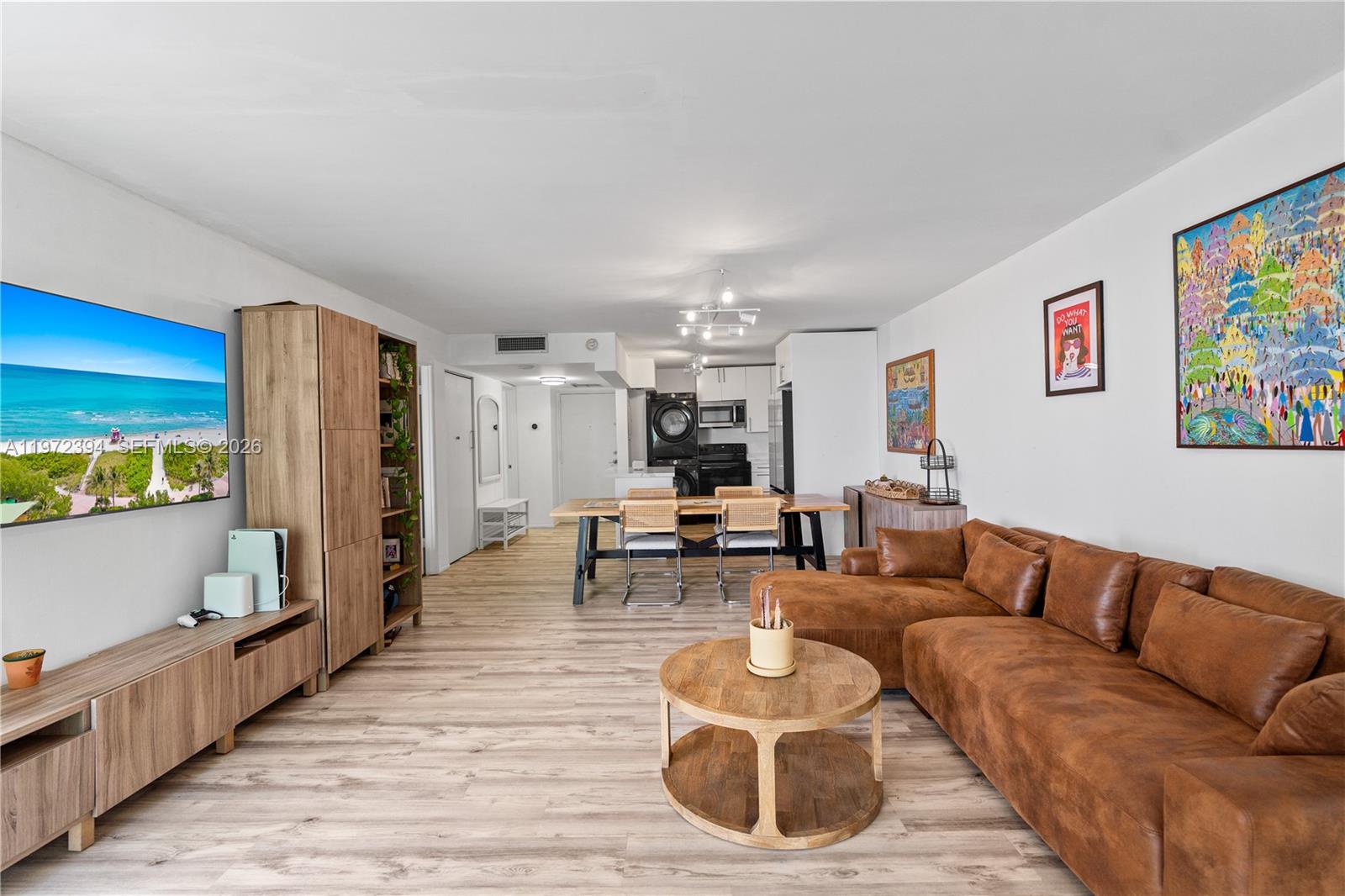 image Brickell Place I7