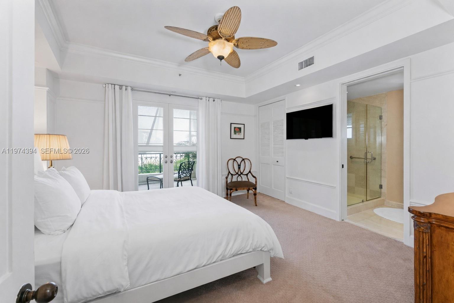 5266 Fisher Is Dr #5266 Miami Beach, FL 33109