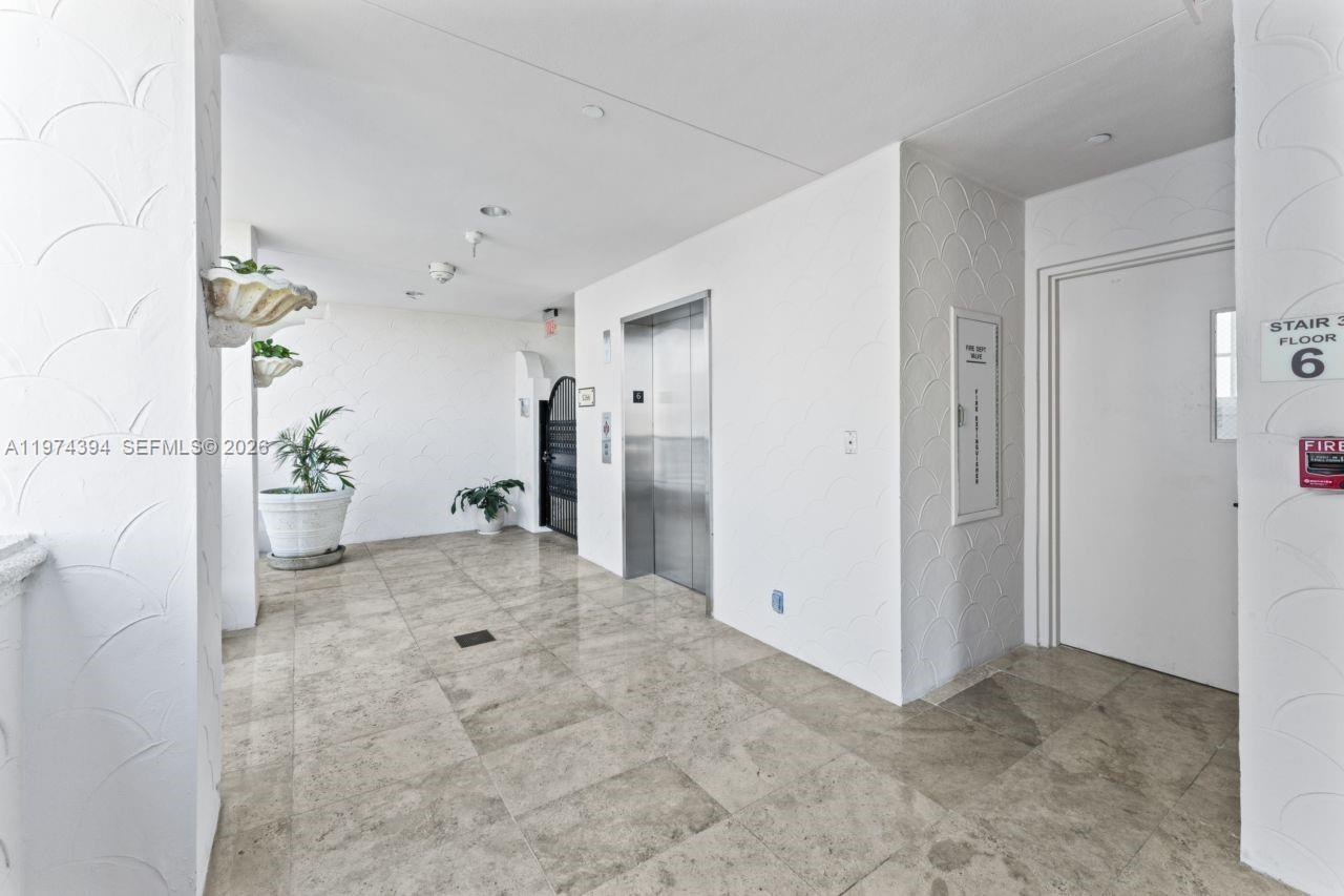 5266 Fisher Is Dr #5266 Miami Beach, FL 33109