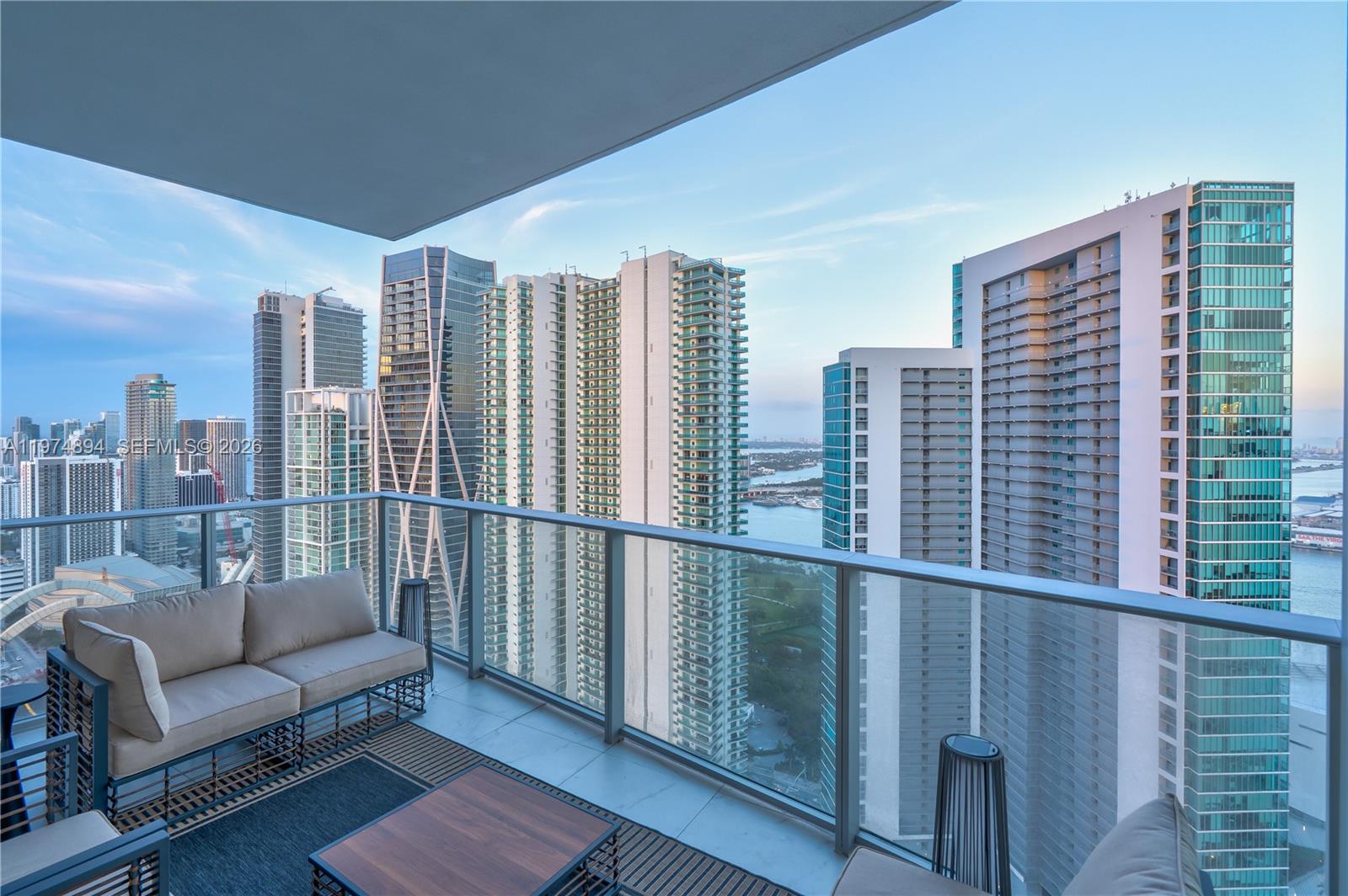 image Paramount Miami Worldcenter19