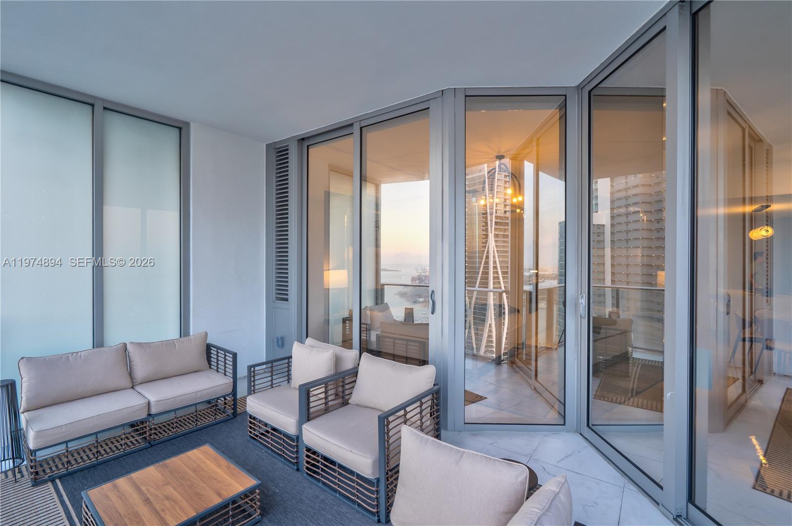 image Paramount Miami Worldcenter22