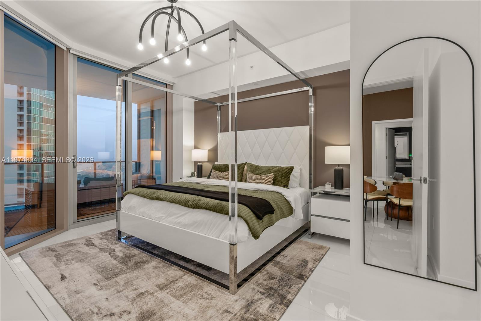 image Paramount Miami Worldcenter24