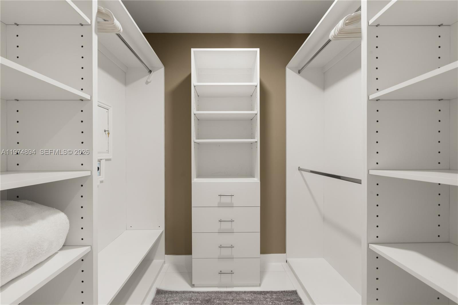 image Paramount Miami Worldcenter26