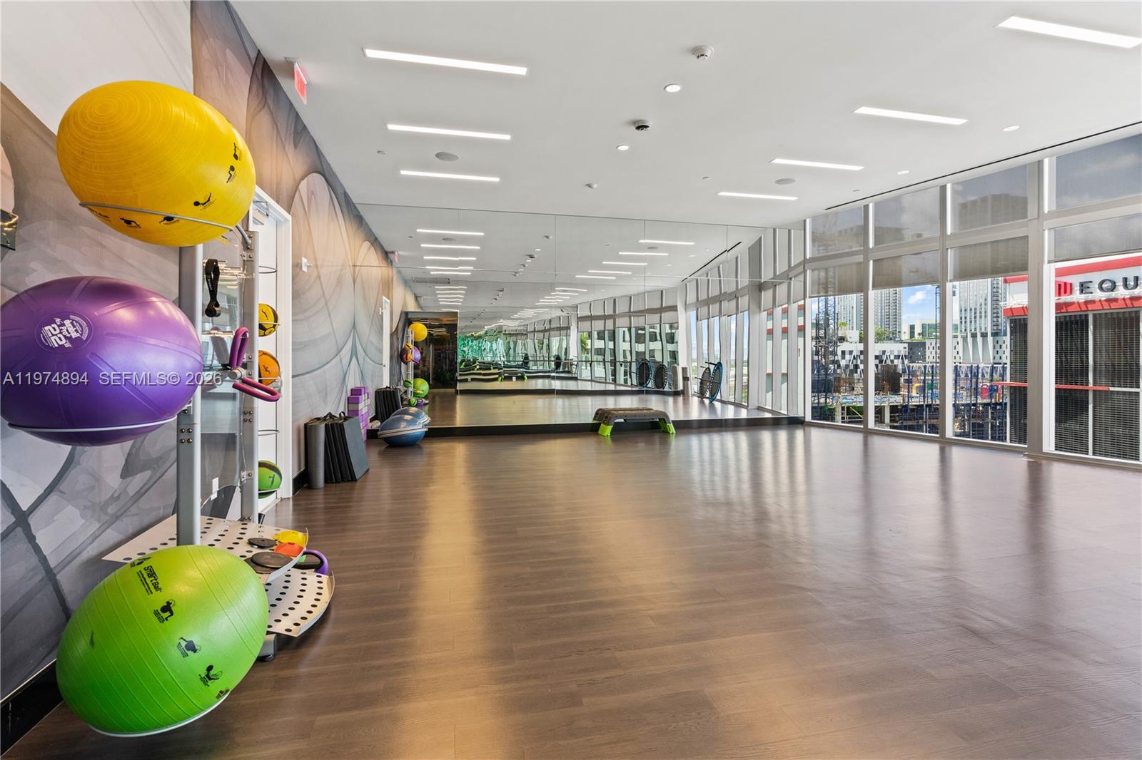 image Paramount Miami Worldcenter53