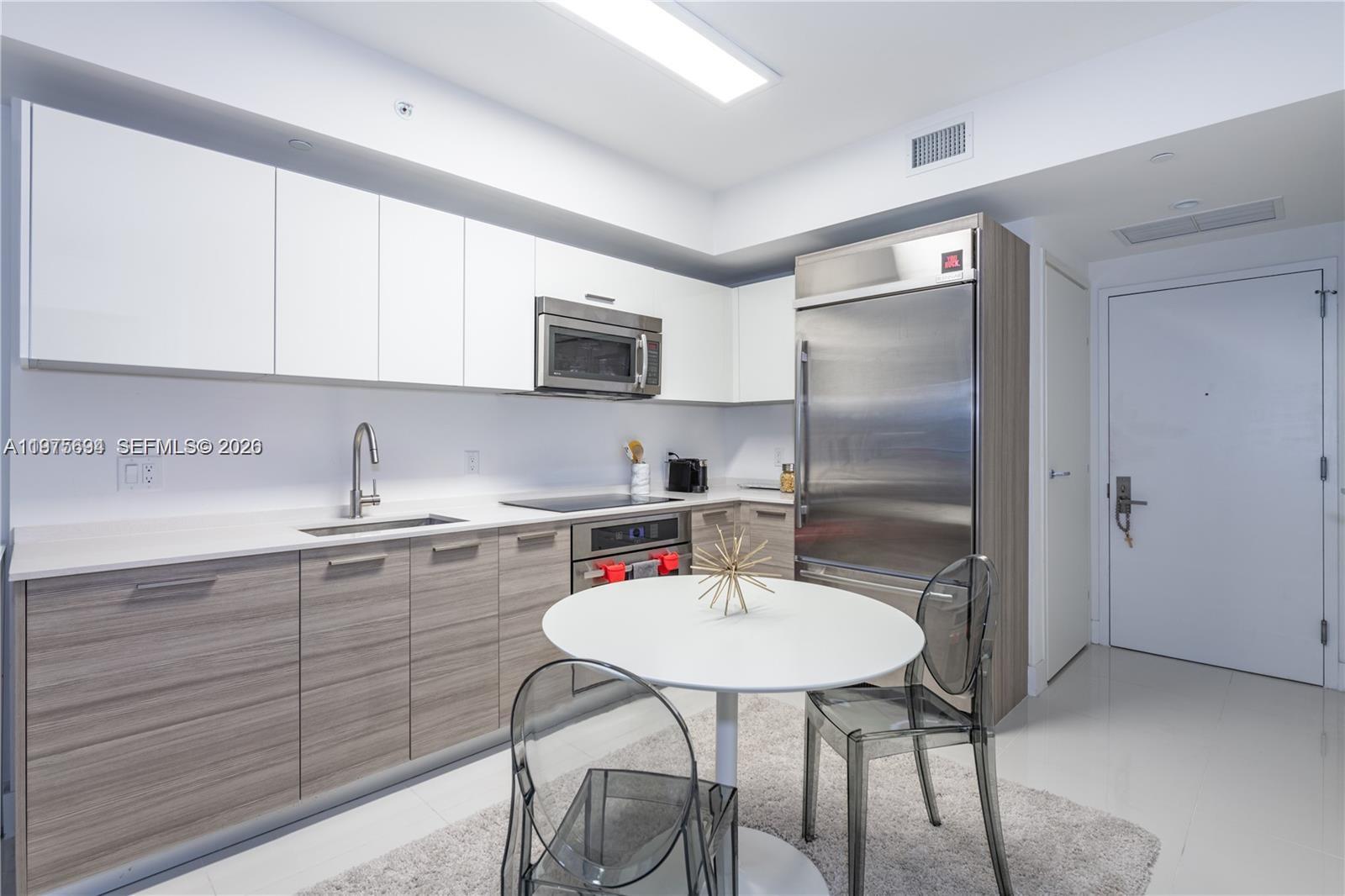 image Brickell House23