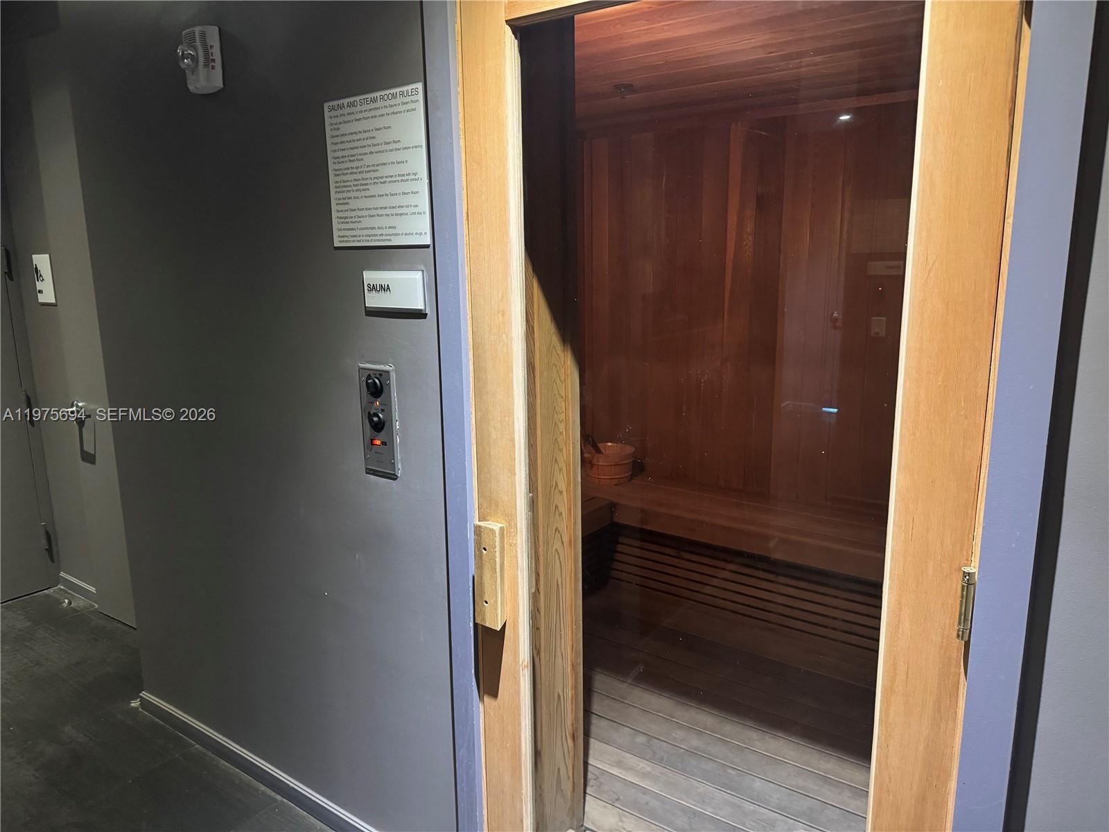 image Brickell House28