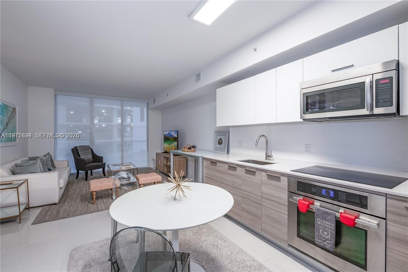 image Brickell House2