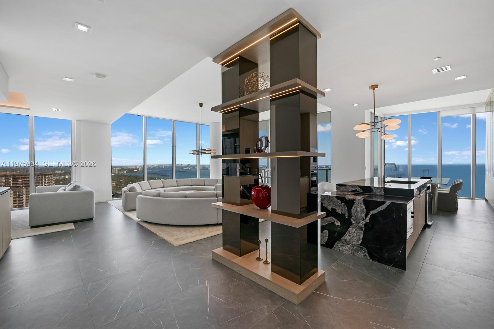 2900 NE 7th Ave #UPH-4602