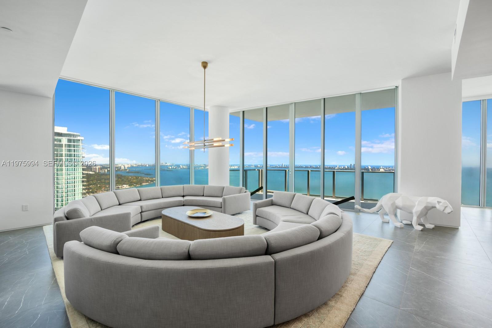 2900 NE 7th Ave #UPH-4602 Miami, FL 33137