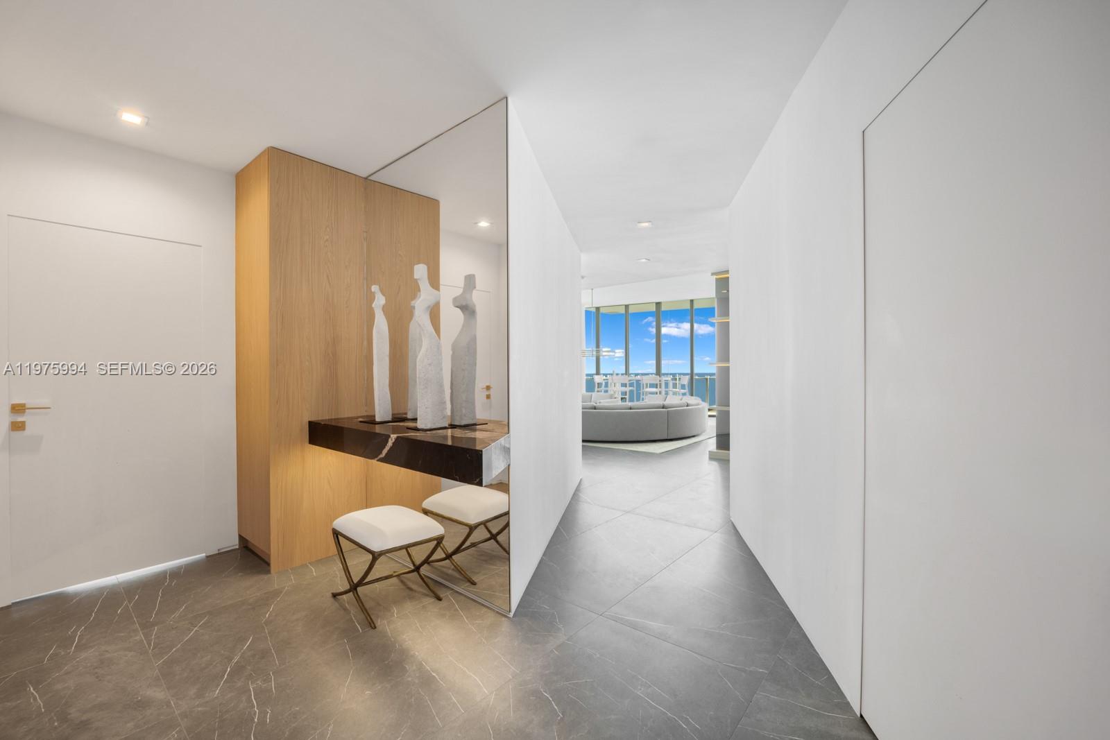 2900 NE 7th Ave #UPH-4602 Miami, FL 33137