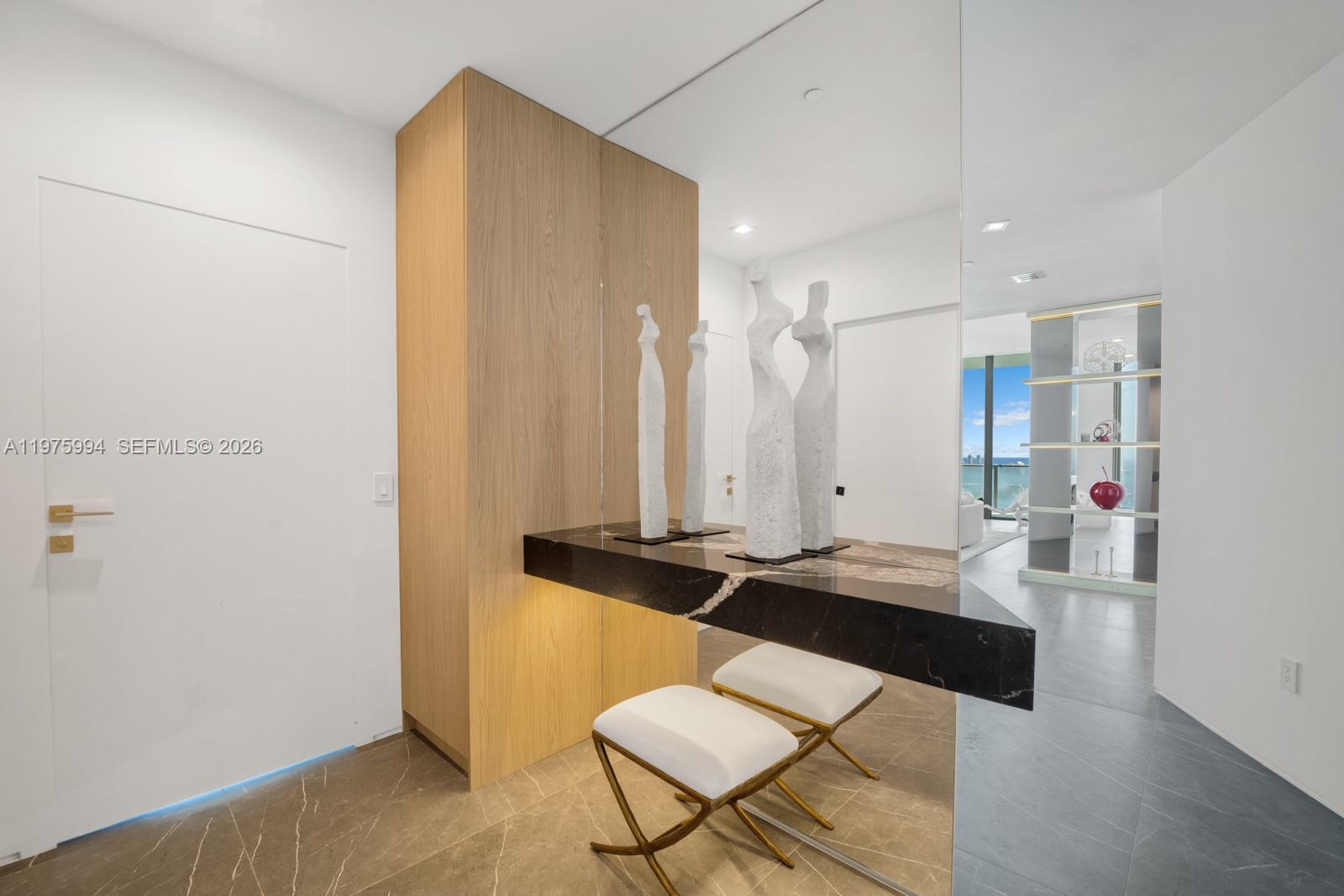 2900 NE 7th Ave #UPH-4602 Miami, FL 33137