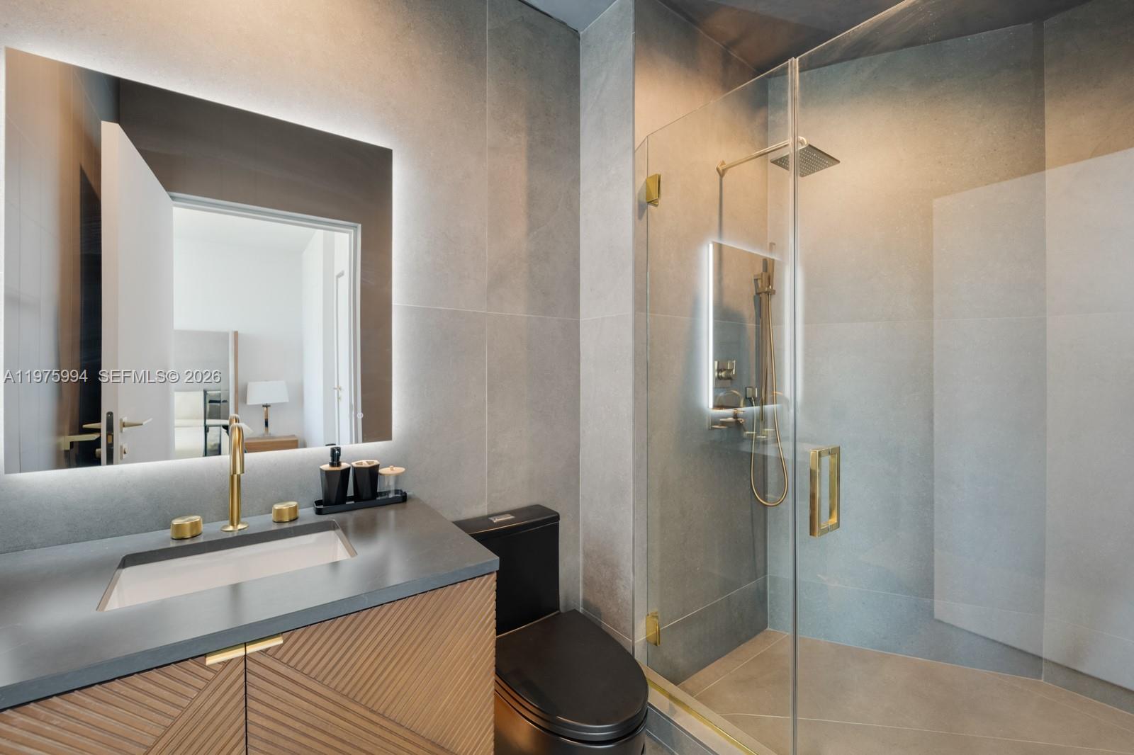 2900 NE 7th Ave #UPH-4602 Miami, FL 33137