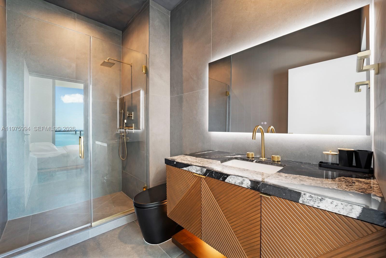 2900 NE 7th Ave #UPH-4602 Miami, FL 33137