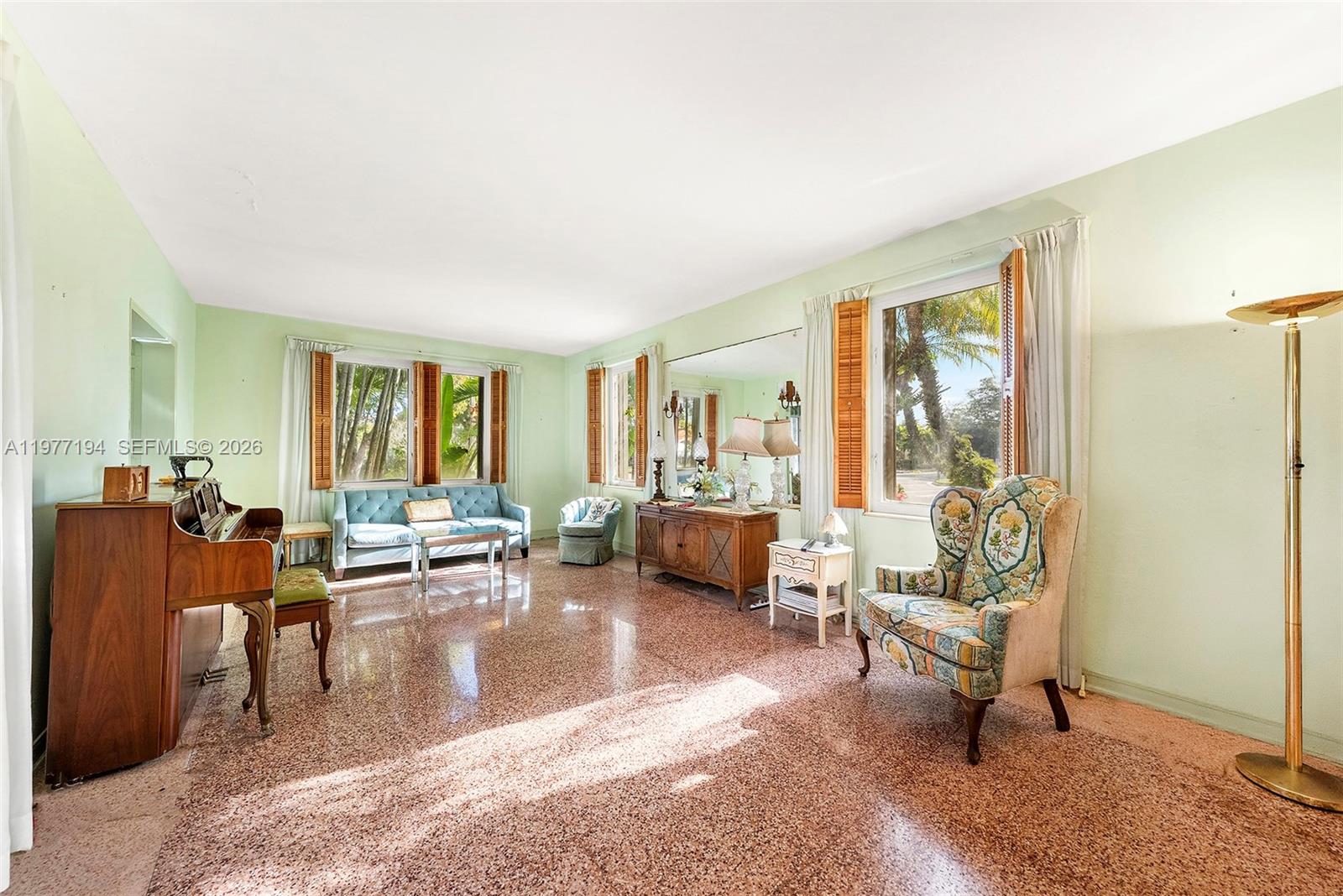 701 SW 27th Rd Miami, FL 33129