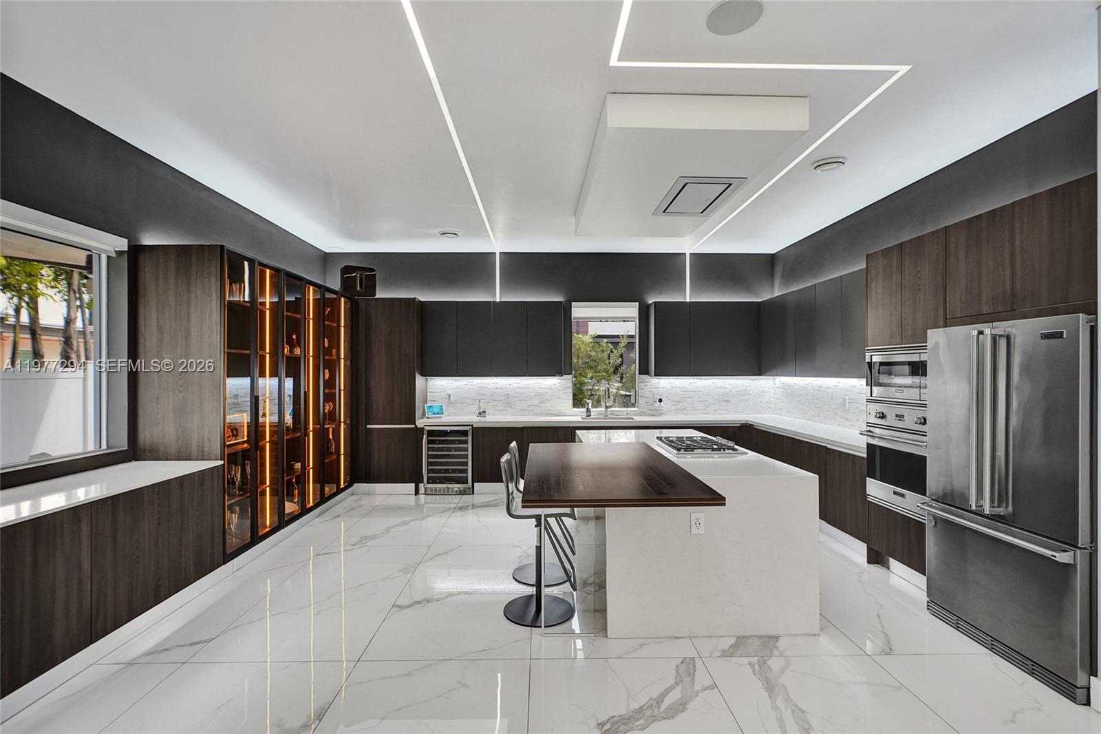 10223 NW 75th Ter Doral, FL 33178