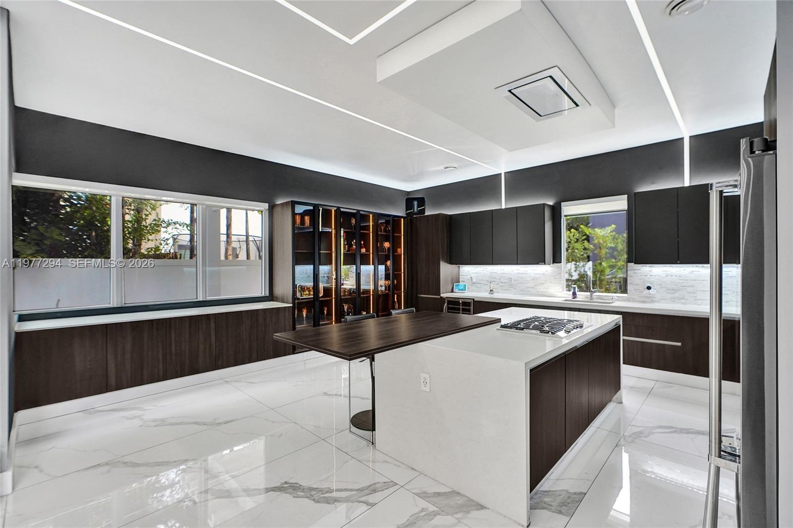 10223 NW 75th Ter Doral, FL 33178