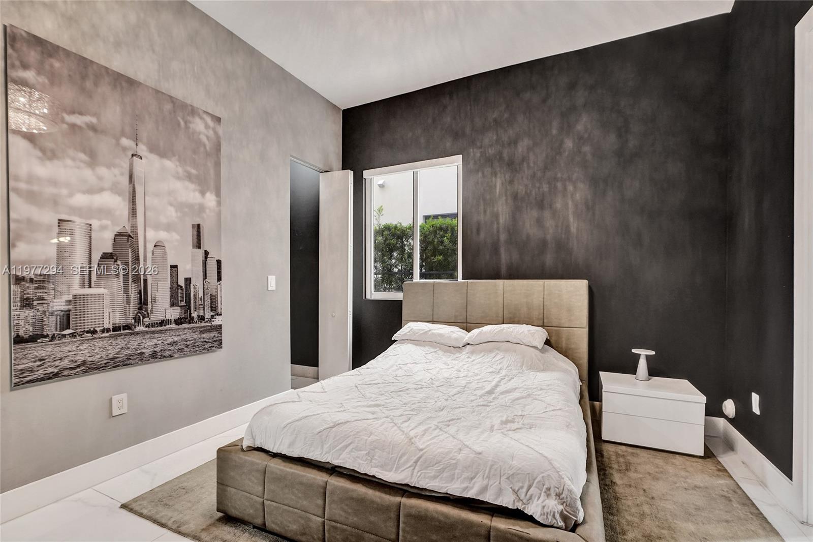 10223 NW 75th Ter Doral, FL 33178