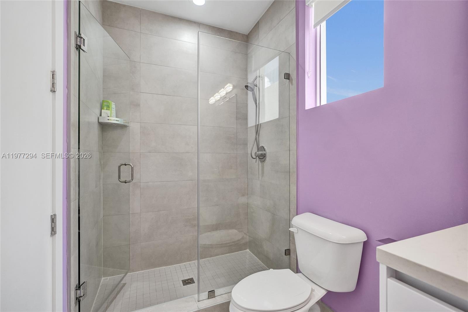 10223 NW 75th Ter Doral, FL 33178