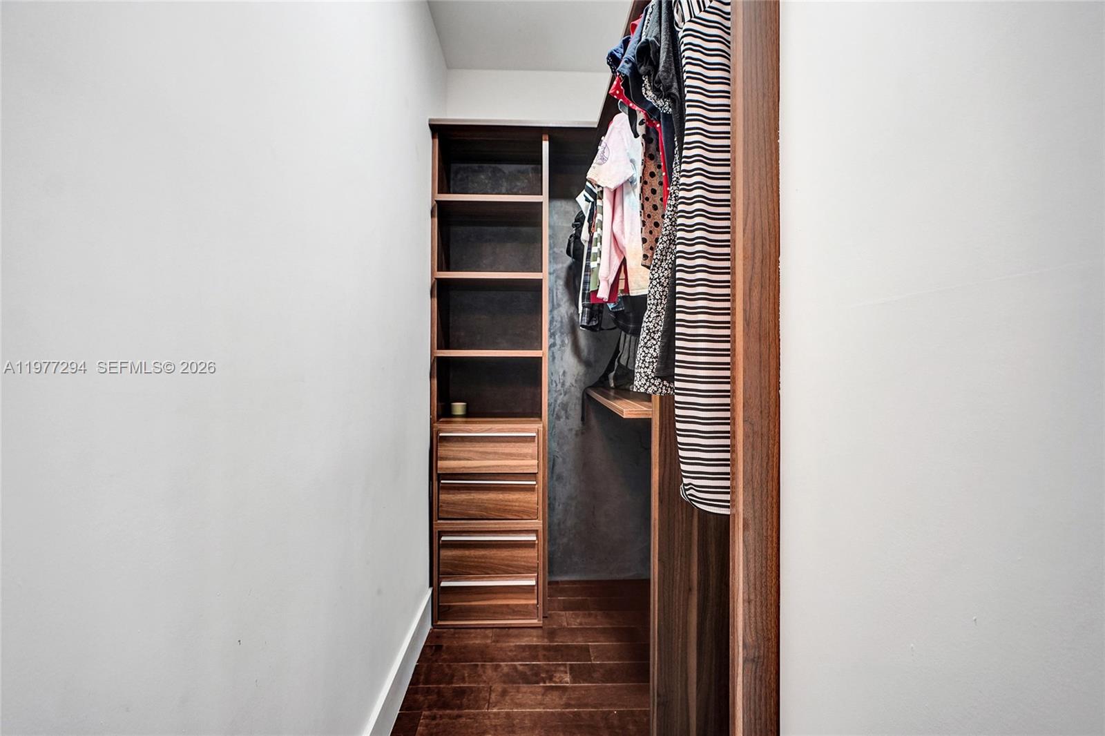 10223 NW 75th Ter Doral, FL 33178