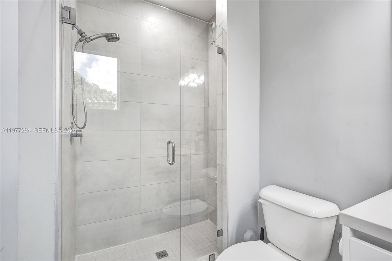 10223 NW 75th Ter Doral, FL 33178