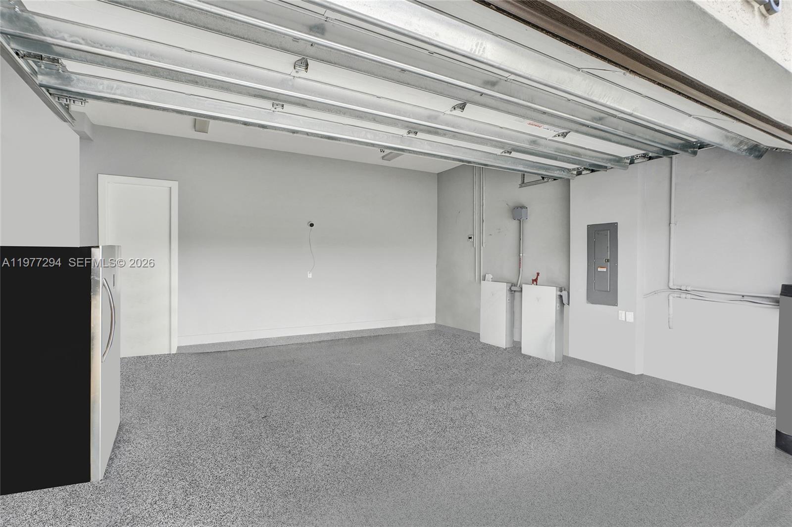 10223 NW 75th Ter Doral, FL 33178